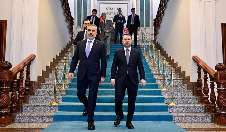 Bakan Fidan'dan, Bakan Gürlek'e ziyaret