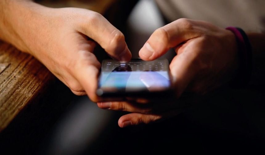 "Çevrim içi medyada geçirilen haftalık süre 41 saat 37 dakikaya ulaştı"