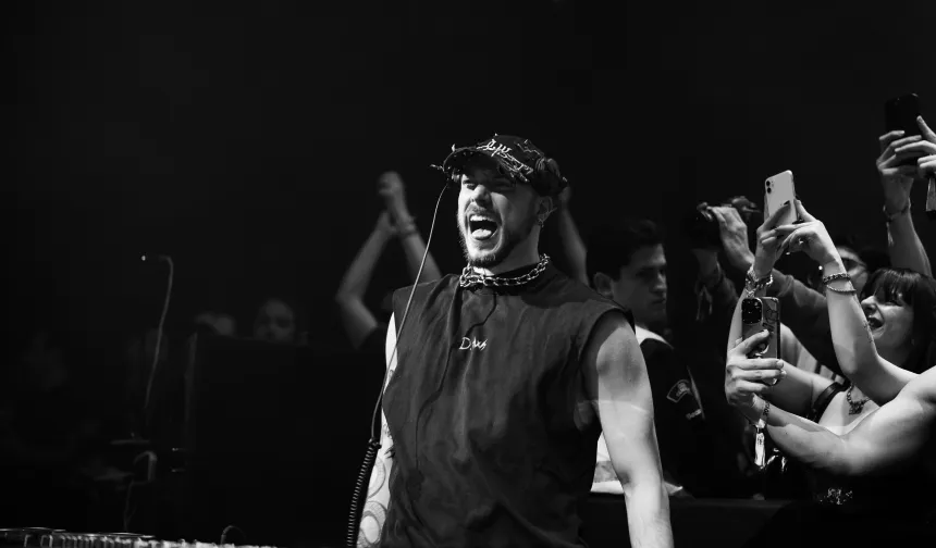 Don Woezik başkentte sahne alacak