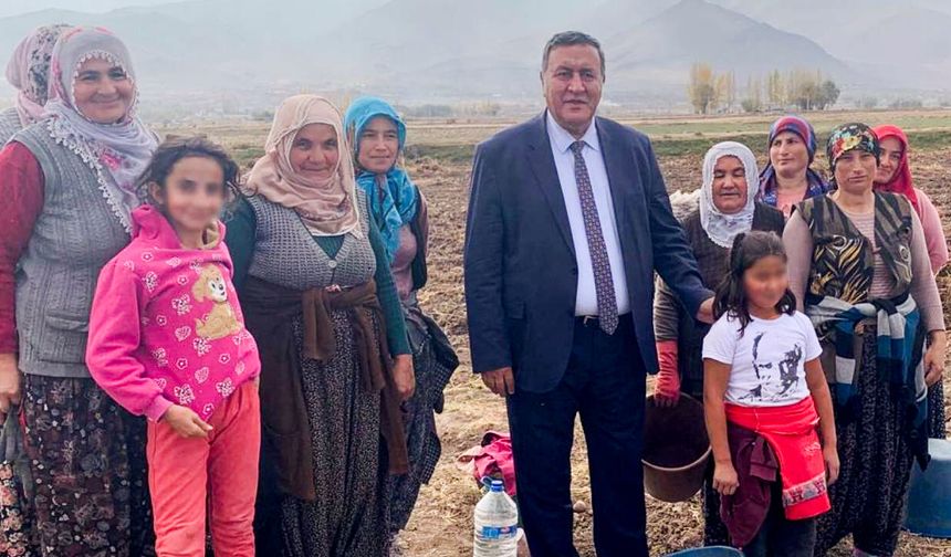 Gürer: Kadınlar her alanda eşit haklara ermeli