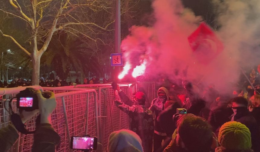 CHP'nin Saraçhane'deki mitinginin ardından taşkınlık çıkaran 35 kişi gözaltına alındı