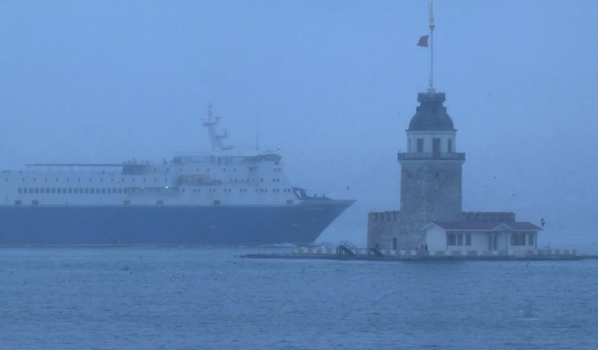 İstanbul'da sis etkili oluyor