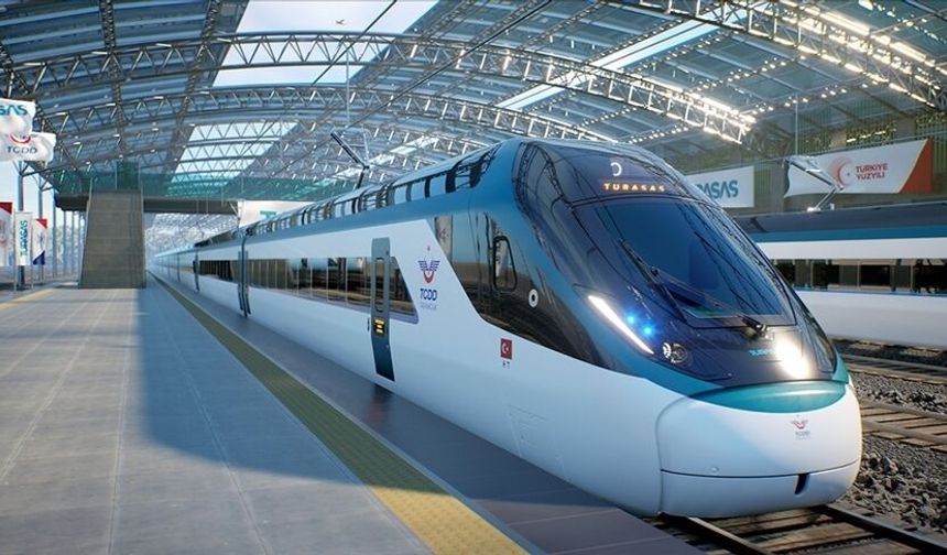 Milli Elektrikli Hızlı Tren Projesi kapsamında üretilen ilk tren seti raylara iniyor