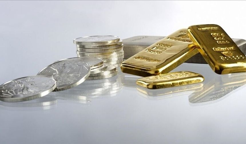 Küresel piyasalarda altın ve gümüş fiyatları Fed faiz kararı sonrası geriliyor