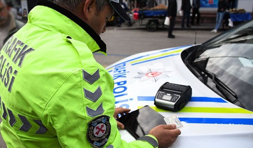 Pendik'te yayaya çarpıp kaçan sürücüye 46 bin lira ceza