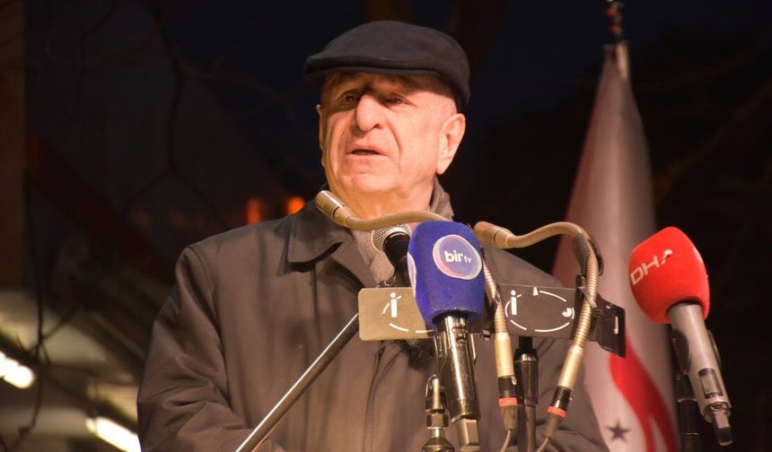 Ümit Özdağ: Türk tarihçiliğinde bir dönem kapandı