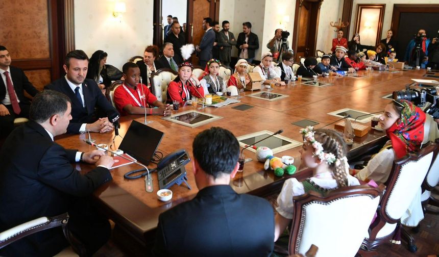 Ankara Valisi Şahin, 23 Nisan kapsamında misafir ülke çocuklarını kabul etti