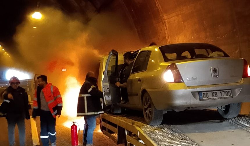 Bolu Dağı Tünelinde oto kurtarıcı yandı