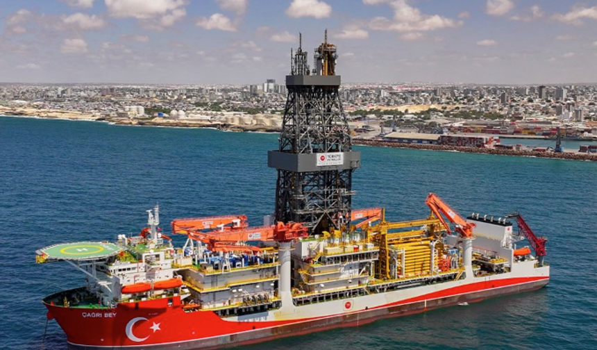 Çağrı Bey Derin Deniz Sondaj Gemisi Somali’ye ulaştı