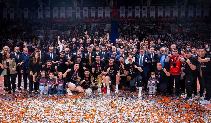 Efeler Ligi şampiyonu Ziraat Bankkart