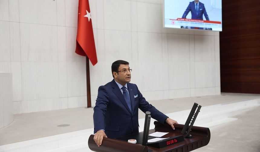 DEVA Partili İdris Şahin: Bayram işçinin adına, yük yine işçinin sırtına