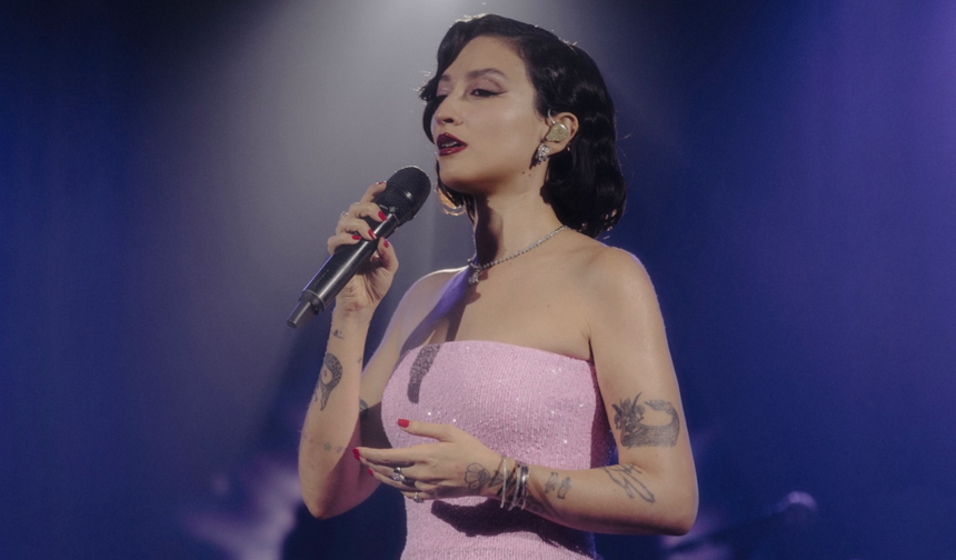 Melike Şahin Ankara’da konser verecek