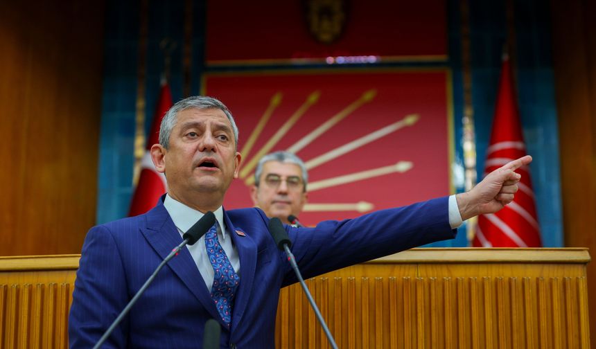 Özgür Özel: Ara seçimi ilan edin, 55 milletvekilinin istifasını getirmeyen namerttir