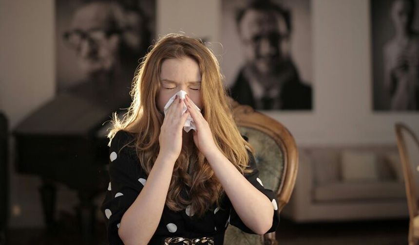 Uzmanlar uyardı: Bahar alerjisi gözleri vuruyor