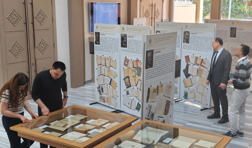 Türk Tarih Kurumu Kütüphanesi eserleri izlenime sunuldu