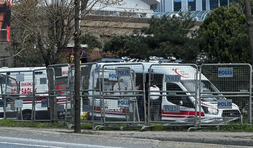 Beşiktaş'ta polis noktasına yönelik terör saldırısına ilişkin gözaltı sayısı 14'e yükseldi