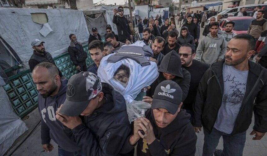 Gazze'deki toplam can kaybı 72 bin 328'e yükseldi