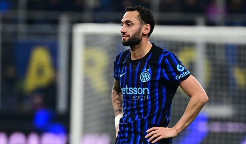 Milli futbolcu Hakan Çalhanoğlu'nda kas sakatlığı tespit edildi