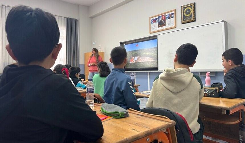 Risk altındaki çocukların erken tespiti için "okul sosyal hizmeti uygulaması başlatılmalı" önerisi