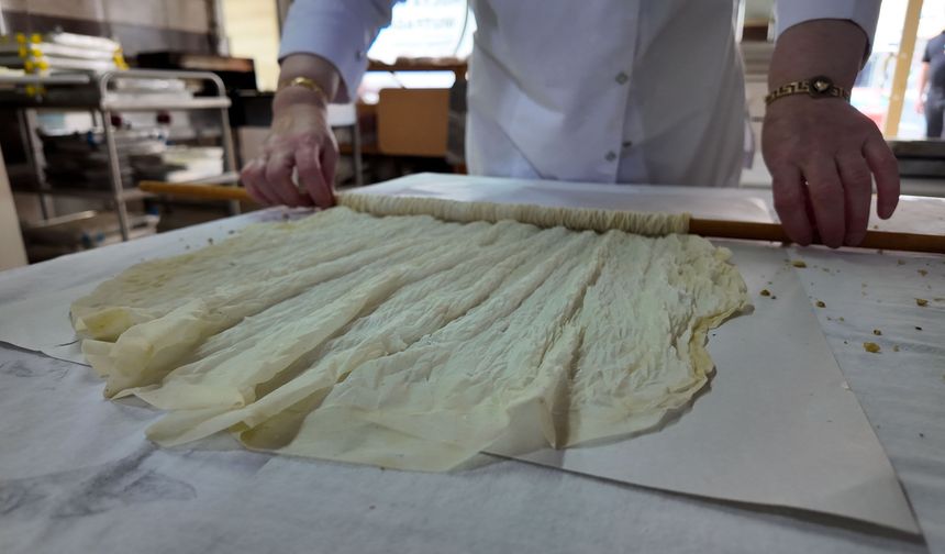 Çubuk'ta baklavacılar bayram mesaisinde