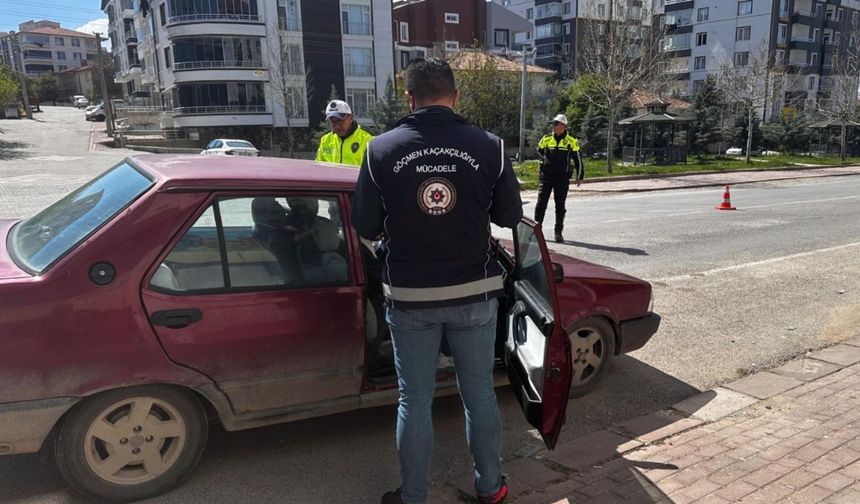 Kırşehir'de 30 düzensiz göçmen yakalandı