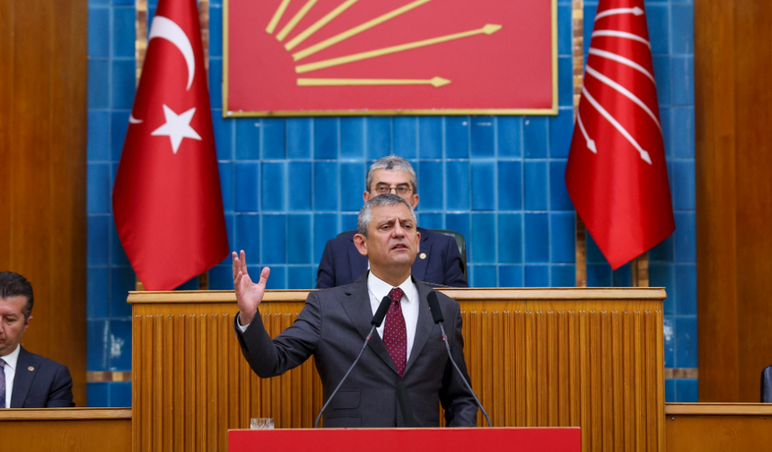 Özgür Özel: CHP teslim olanların değil, iktidarlara yürüyenlerin partisidir