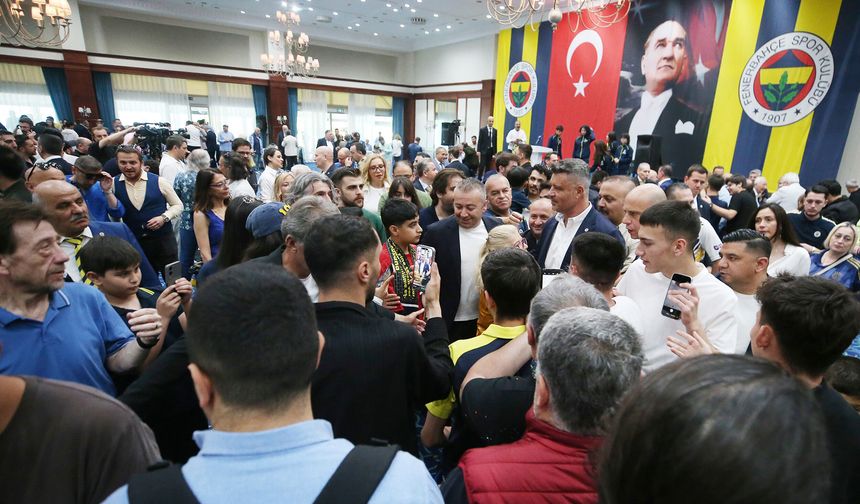 Fenerbahçe'de geleneksel bayramlaşma töreni yapıldı