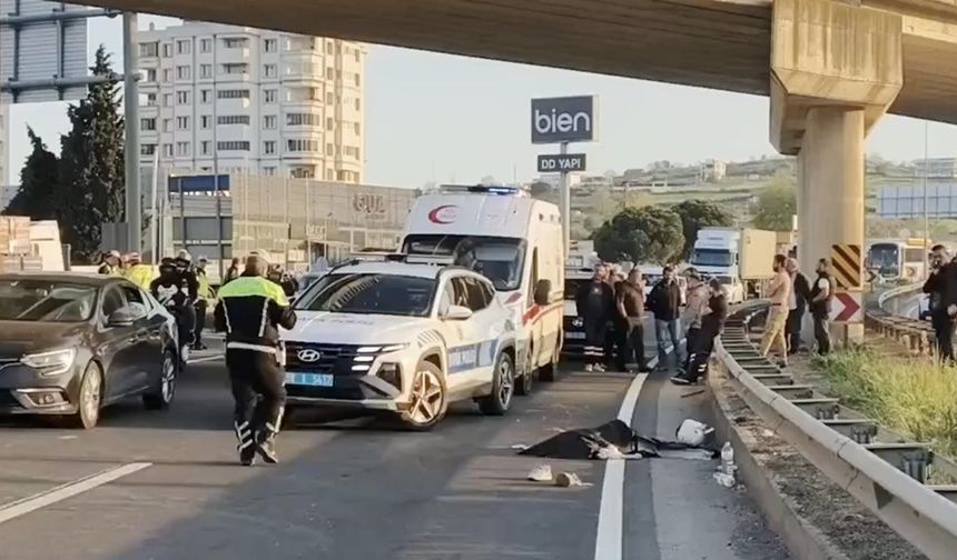 Bariyerlere çarpan motosikletteki Ela öldü, sürücü yaralandı