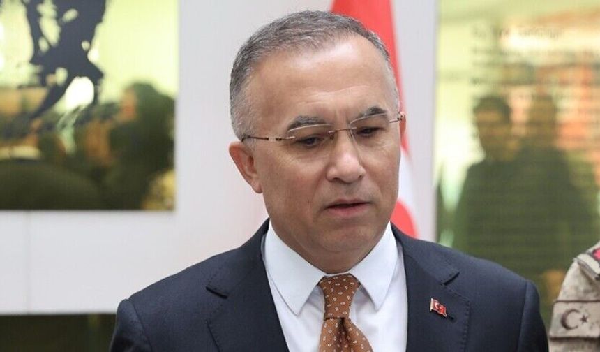 Gaziantep Valisi Çeber, olumsuz hava koşulları nedeniyle 14 kişinin yaralandığını söyledi