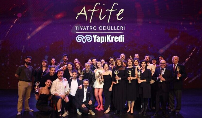 "28. Yapı Kredi Afife Tiyatro Ödülleri" sahiplerini buldu
