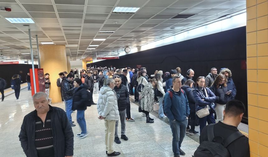 Ankara’da metroda izinsiz giriş: Seferler aksadı, yolcular zor anlar yaşadı