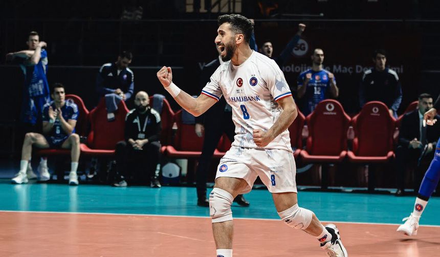 Halkbank tecrübeli liberosunu bırakmadı