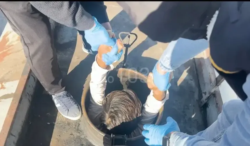 Durdurulan tankerden 30 düzensiz göçmen çıktı