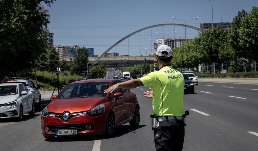 Ankara'da NATO Liderler Zirvesi kapsamında asayiş ve trafik denetimi yapıldı