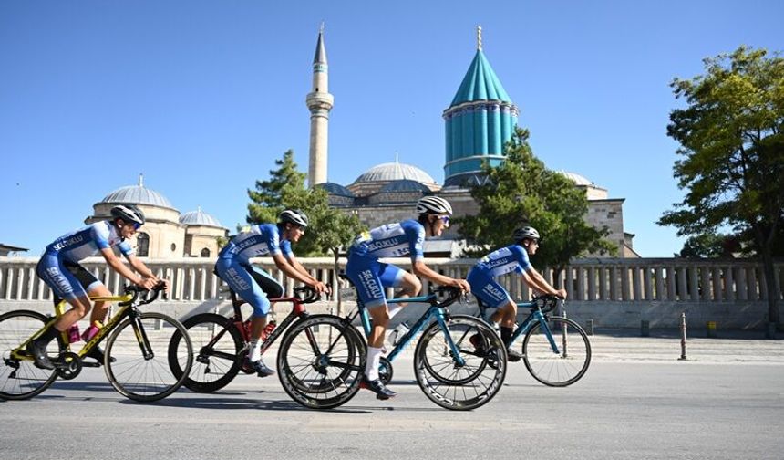 Konya'da Granfondo Yol Bisiklet Yarışı tamamlandı