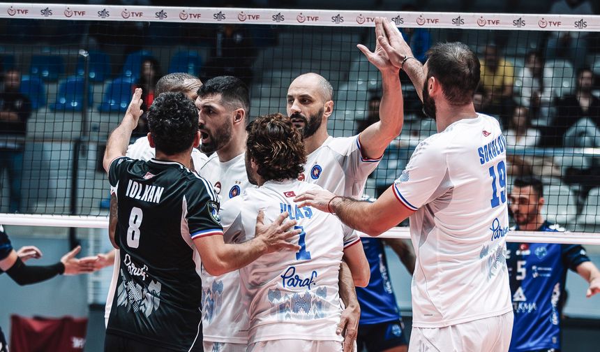Halkbank 7 oyuncusuna veda etti