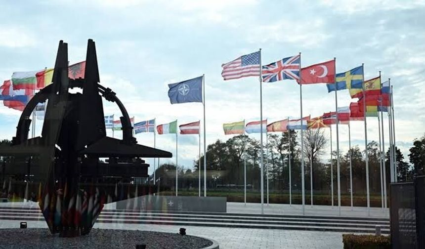 İstanbul'daki NATO Zirvesine 20 meclis başkanı katılacak