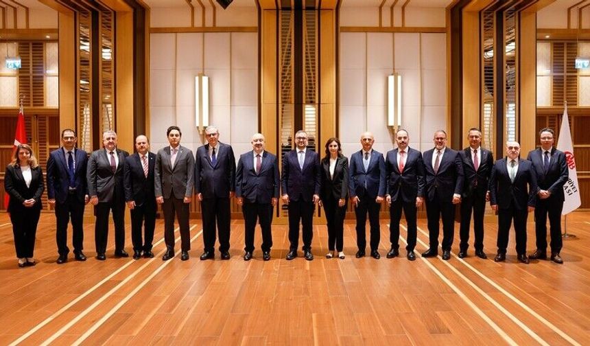 TCMB Başkanı Karahan, Türkiye Katılım Bankaları Birliği Yönetim Kurulu ile bir araya geldi