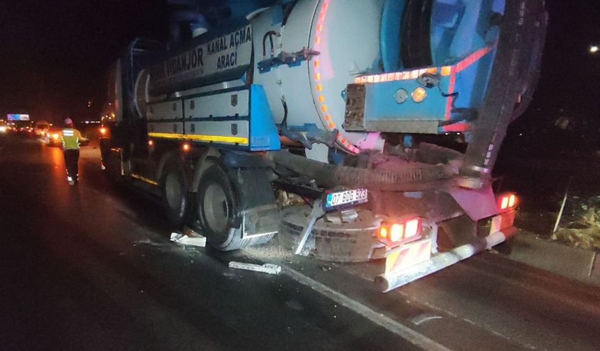YKS'ye girecek kızının yanına giderken kazada öldü