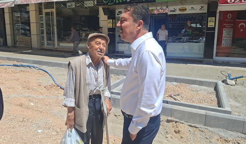 Beypazarı'nda Bankalar Caddesi'nde düzenleme çalışmaları sürüyor