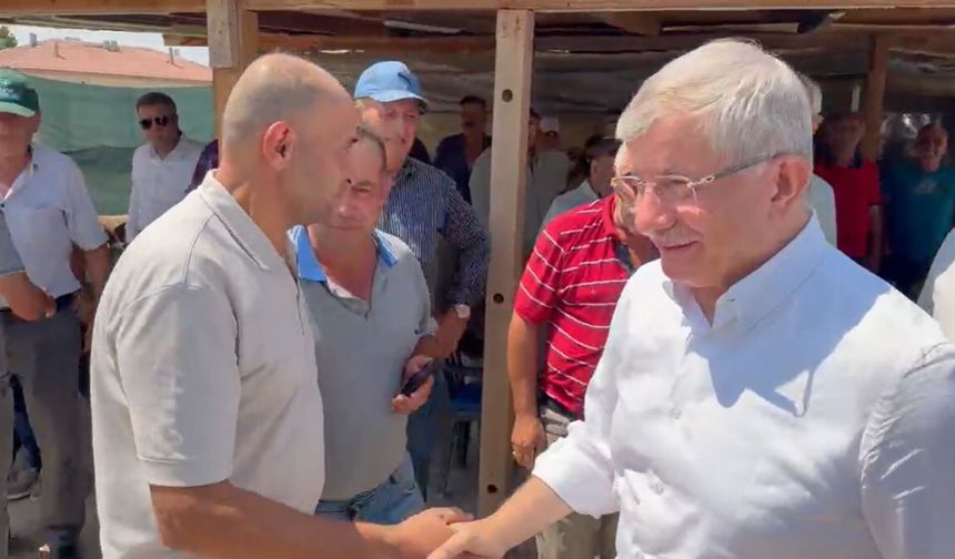 Ahmet Davutoğlu, Ankara'da çiftçilerle bir araya geldi