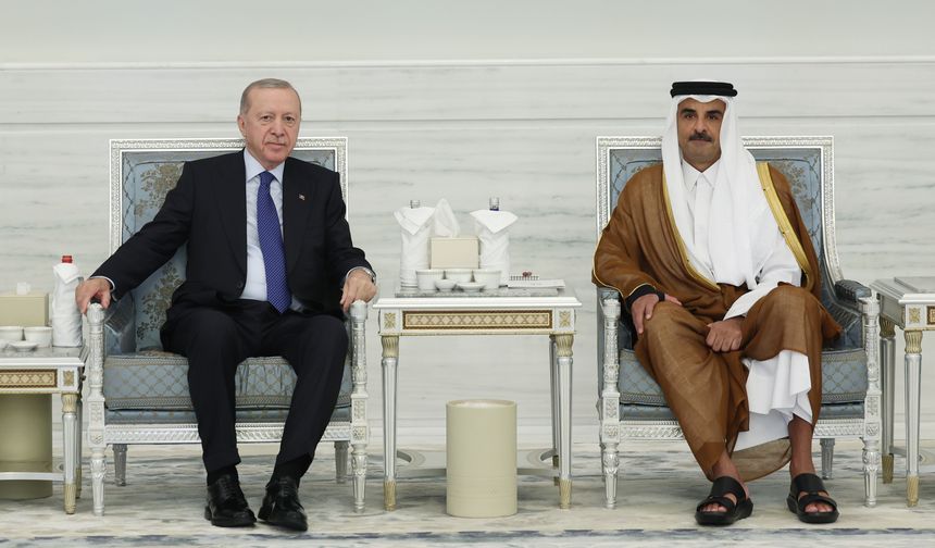 Cumhurbaşkanı Erdoğan, Katar Emiri Al Sani’ye taziye ziyaretinde bulundu