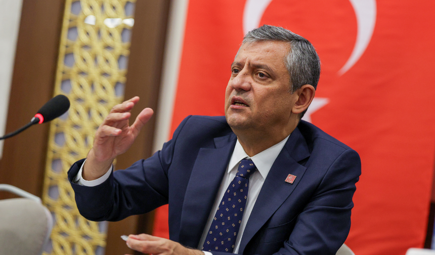 Özgür Özel: Hep birlikte iktidara yürümek üzere illerimize dağılıyoruz