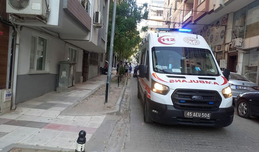 Kötü kokular gelen dairesinde ölü bulundu