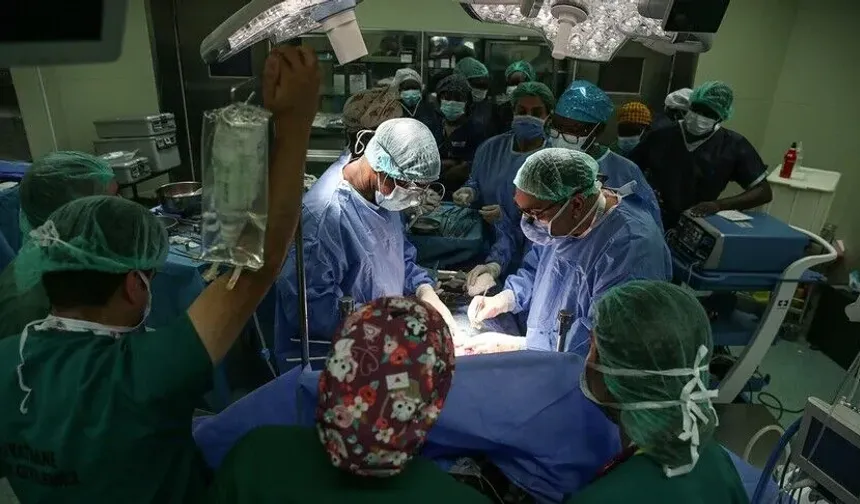 Burkina Fasolu doktorlar, Türk hekimlerin gözetiminde üçüncü seri böbrek nakillerine başladı