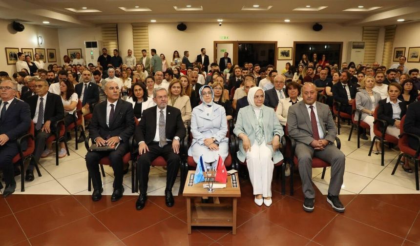 15 Temmuz gecesi Gazi Meclis'te yaşananlar Ankara Üniversitesinde anlatıldı