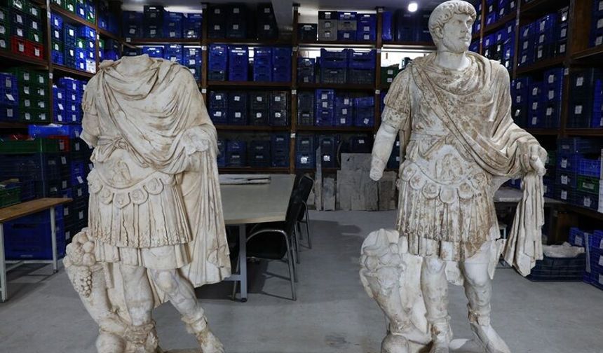 İmparator Hadrianus’un heykeli bulundu