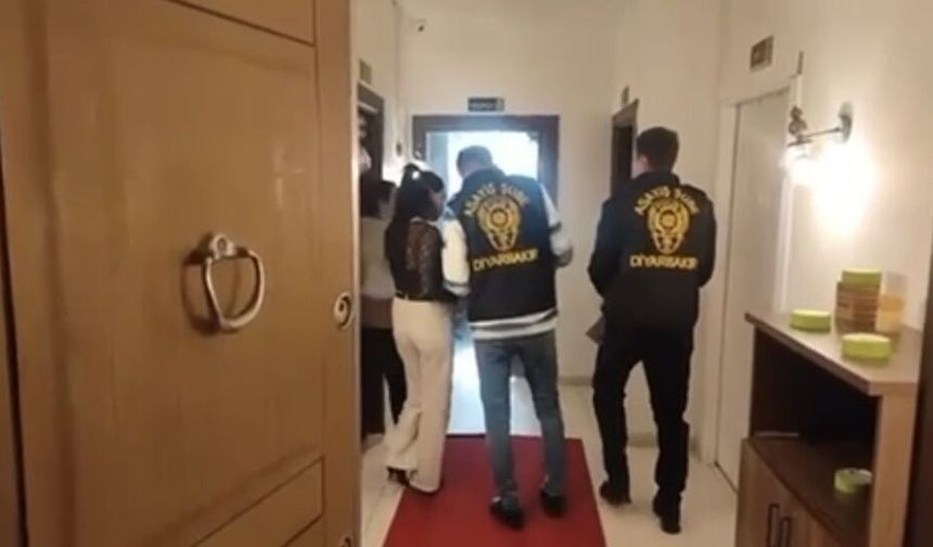 Ankara'da 'uyuşturucu' ve 'fuhuş' operasyonu: 18 gözaltı