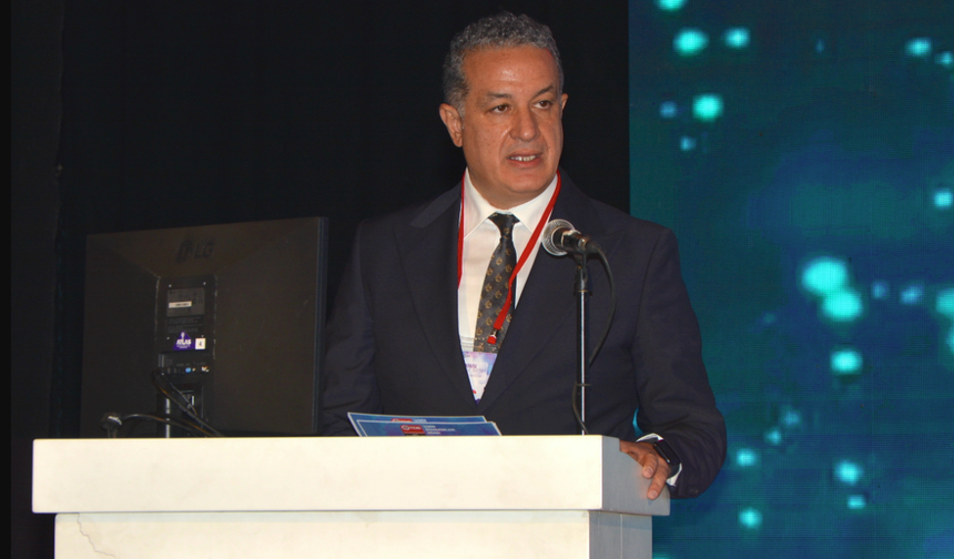 Ersin Atinel'den diş hekimliği eğitimi ve istihdamı için planlama çağrısı