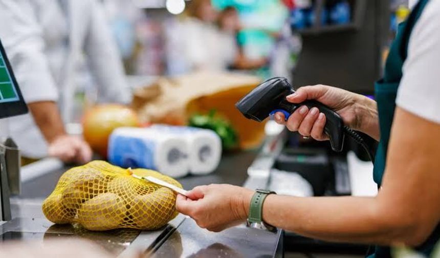 Ticaret satış hacmi yıllık yüzde 4,5 azaldı